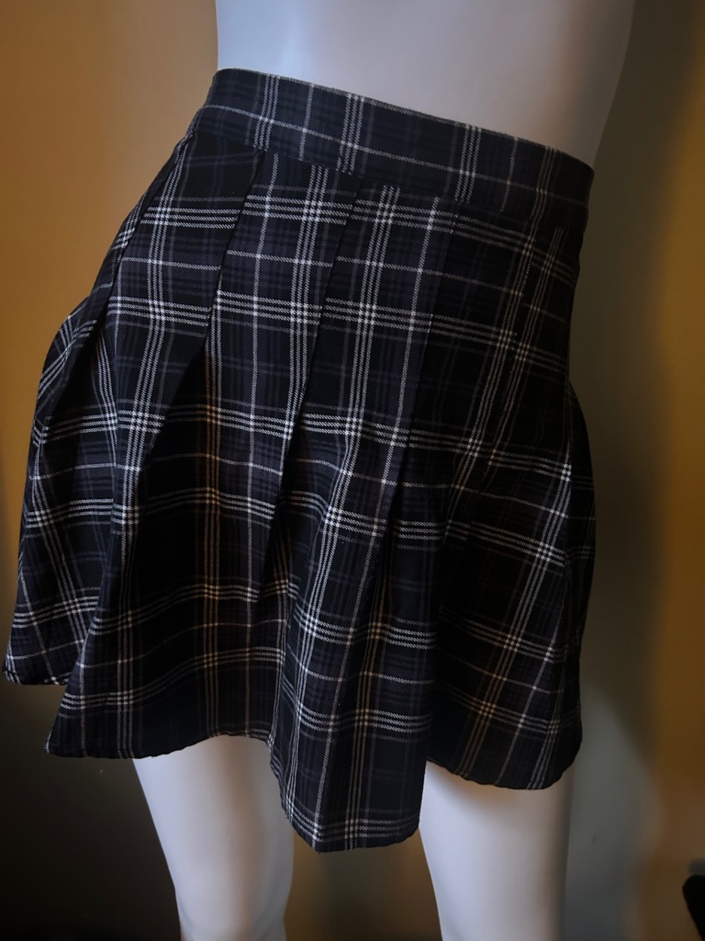 Black Plaid Pleated Mini Skirt